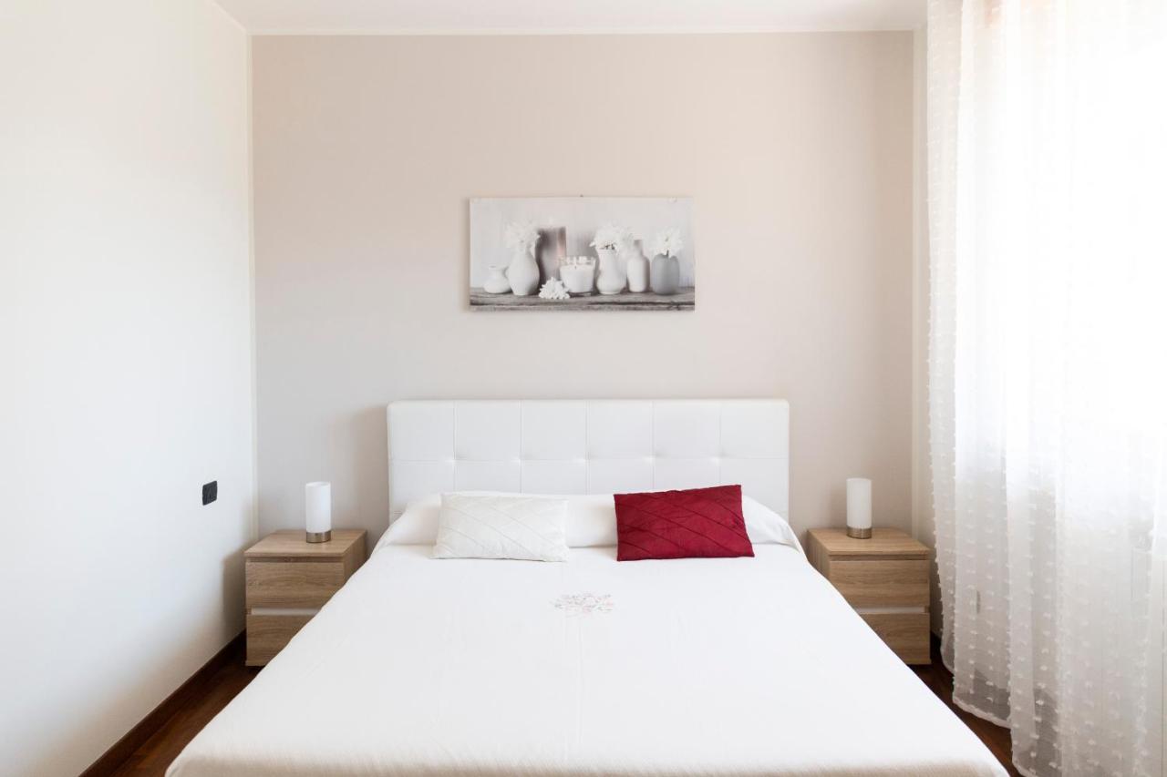 Vanilla - Cozy Apartment With Private Terrace Arona Esterno foto